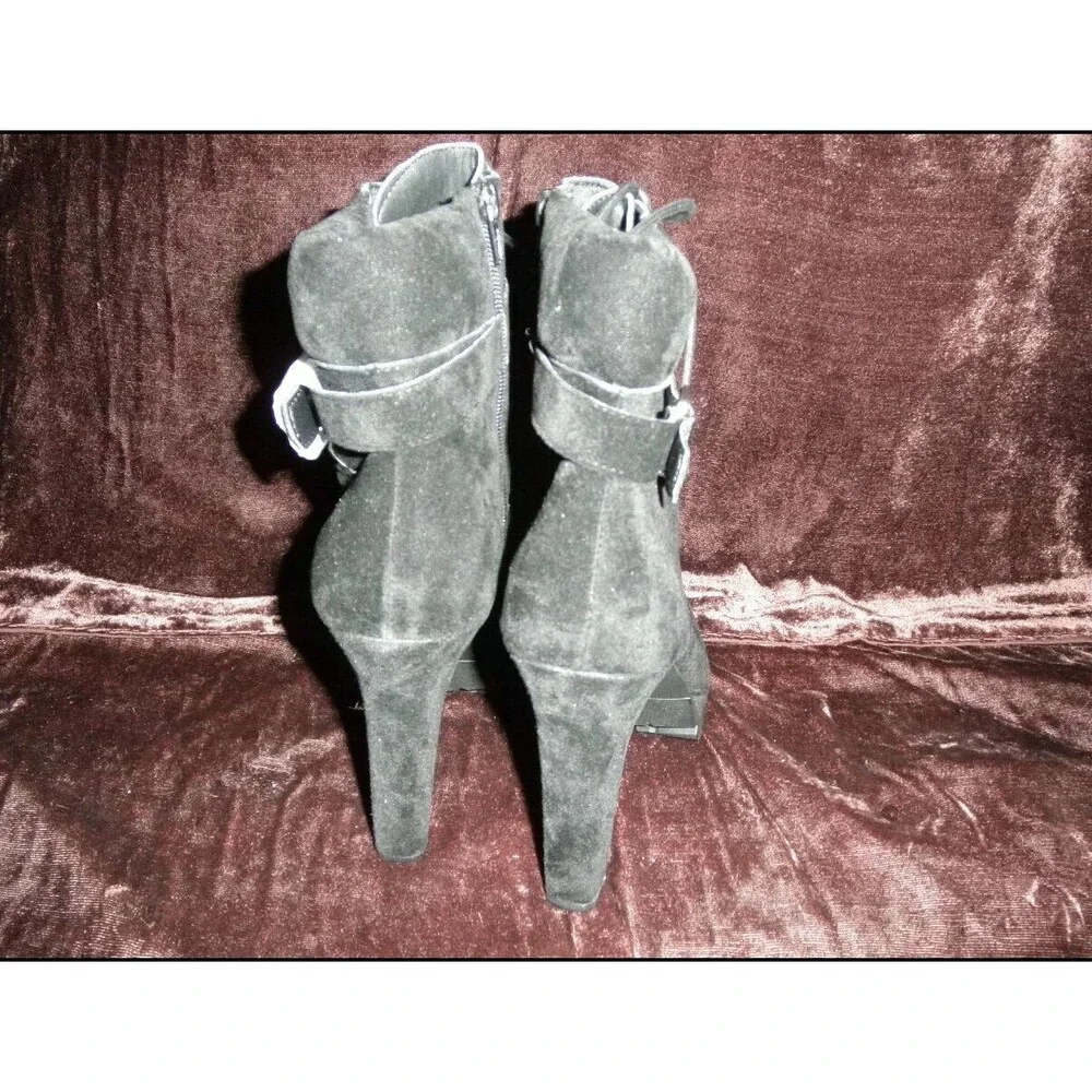 NEW by SHOEDAZZLE, BOOTIES, SIZE 11 MEDIUM VONNE WW, BLACK, SUEDE (HEELS 5"). - Picture 10 of 10